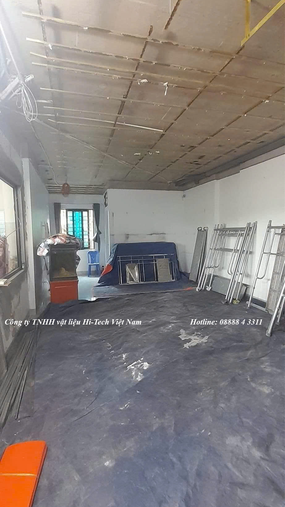 Phòng khách khi chưa Ốp trần tường nhựa và l làm vách Tivi